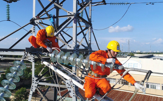 Tăng trưởng điện trong năm 2025 phải đạt từ 12-13%