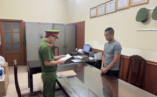 Bắt tạm giam chủ kênh TikTok “Gia đình Hải Sen” vì tội bán hàng giả là thực phẩm