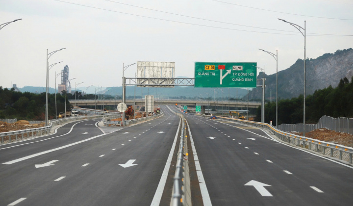 Đẩy nhanh tiến độ 5 dự án thành phần đường bộ cao tốc Bắc – Nam phía Đông