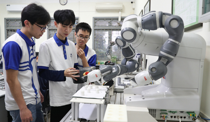 6 dự thảo Nghị quyết về khoa học, công nghệ dự kiến trình HĐND TP Hà Nội vào kỳ họp tháng 8/2025.