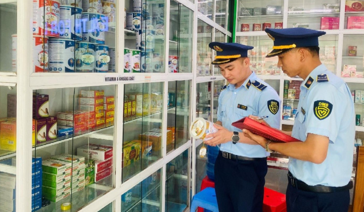 Thủ tướng: “Tuyên chiến không khoan nhượng” với thuốc giả, thực phẩm giả